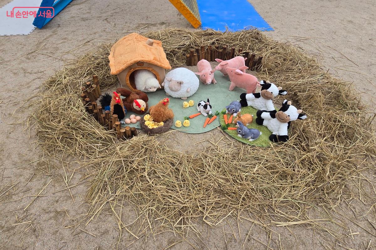 테마별로 공간을 꾸며 놓은 서울형 키즈카페 ⓒ김은주