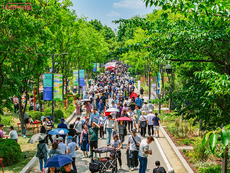 5월 1일~10월 27일 &lsquo;2026 서울국제정원박람회&rsquo;가 열린다.  
