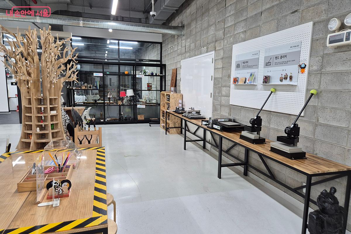 새활용과 시제품 제작을 위한 실험실 '꿈꾸는 공장' &copy;정향선