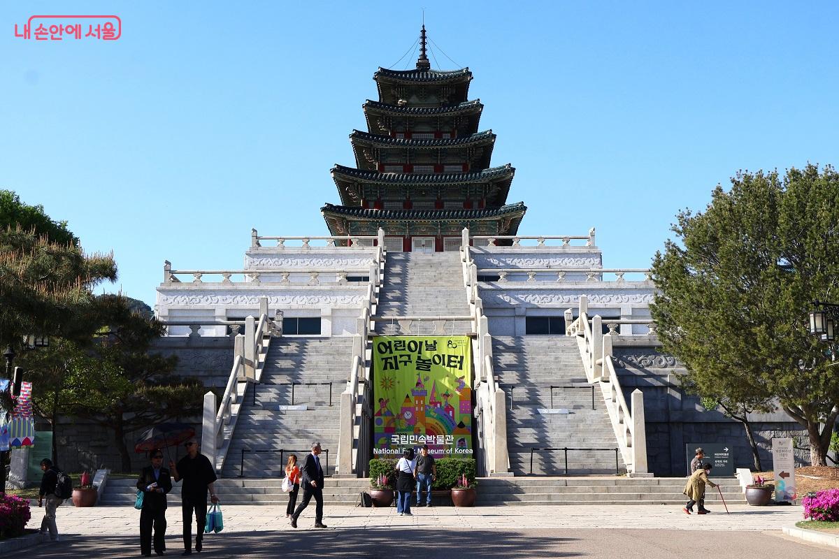 조상의 삶과 지혜를 체험하며 과거와 현재를 잇는 역사학습장 국립민속박물관 &copy;김대진 