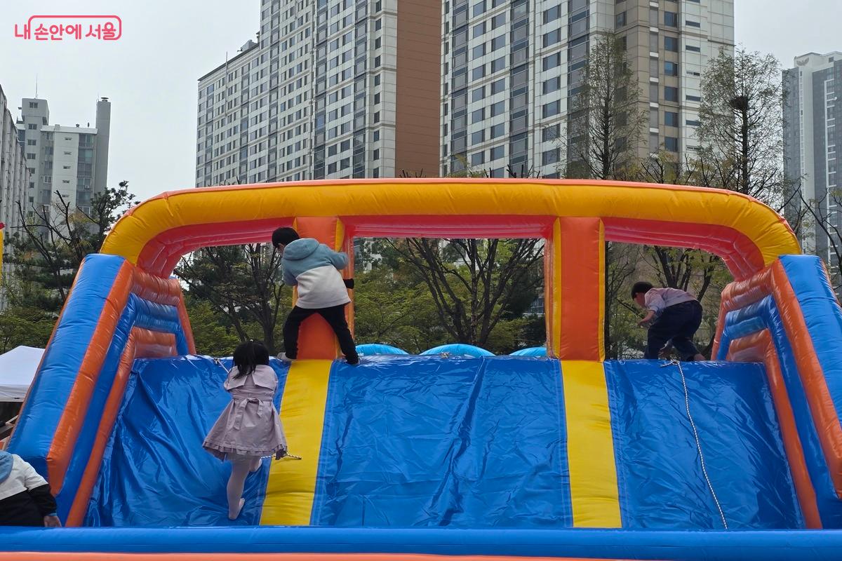 우리동네키움포털에서 장소별 운영 시간에 대한 상세 정보를 얻을 수 있다. ⓒ김은주