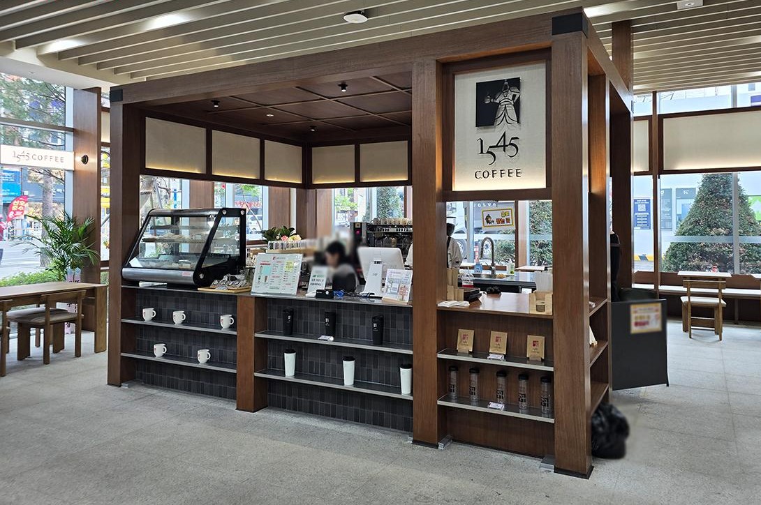 이순신을 커피로 만난다! 중구에 뜬 이색 카페 '1545 COFFEE' 3곳