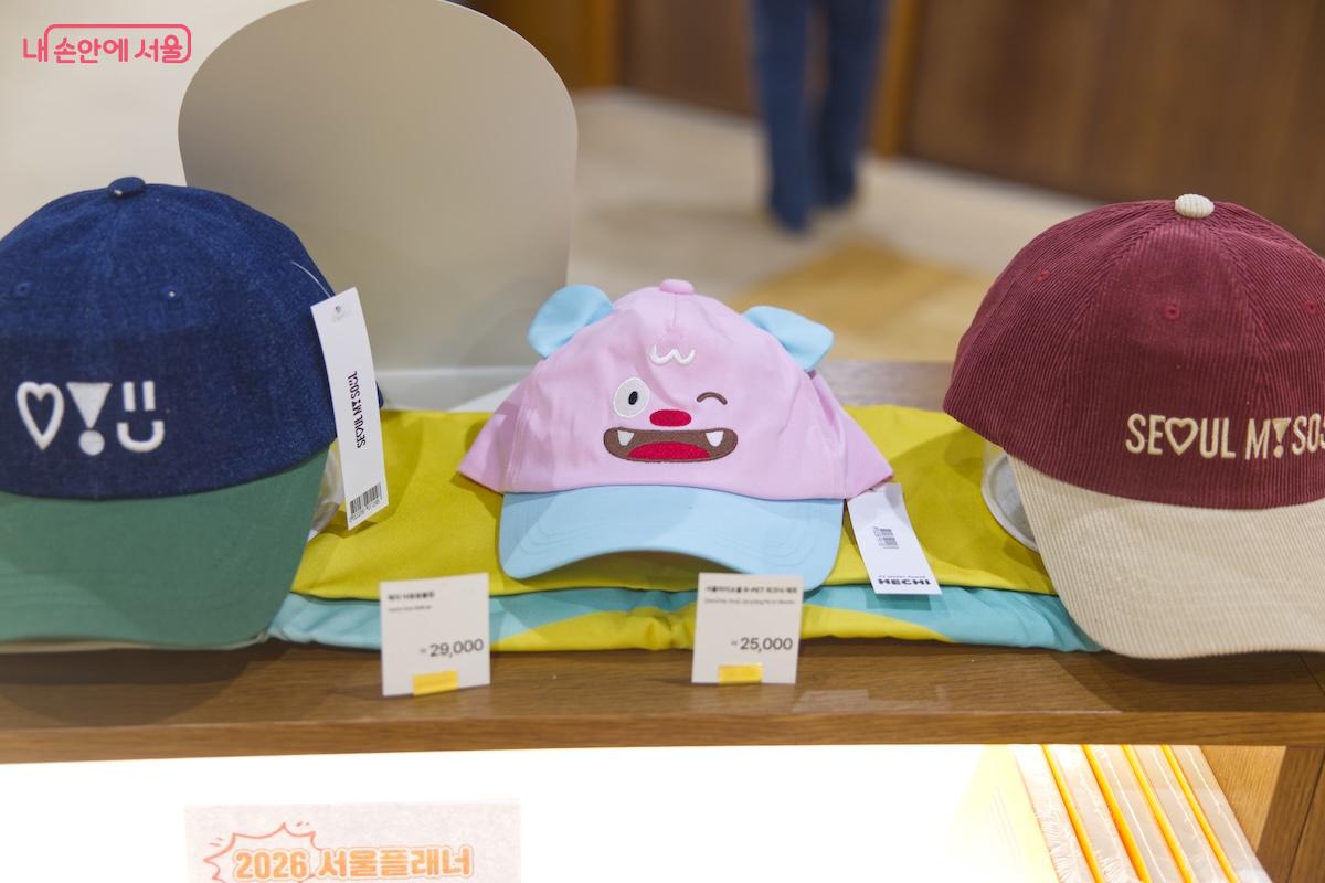 그동안 잘 보지 못한 상품들이 많아 보는 재미가 있다. &copy;임중빈