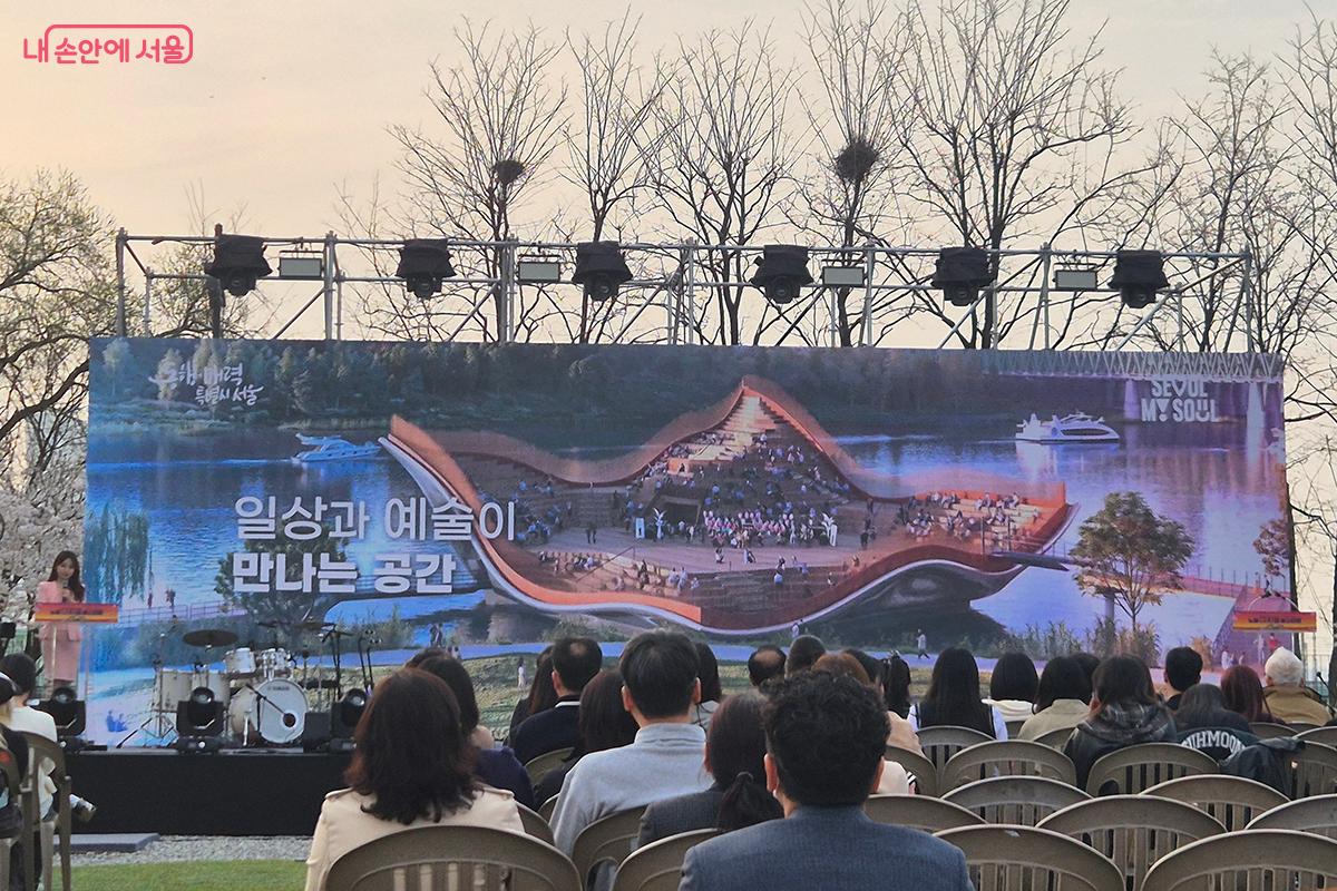 노들섬의 변화하는 모습을 시민의 눈높이에서 쉽게 풀어낸 영상이 큰 호응을 얻었다. &copy;이혜숙