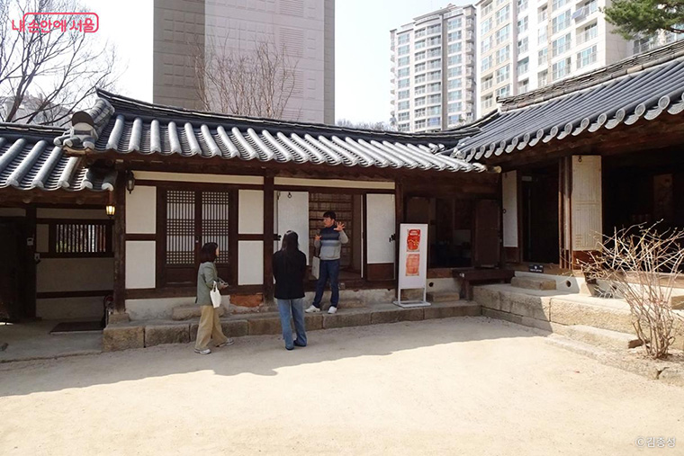 금성대군을 기리는 신당, 금성당