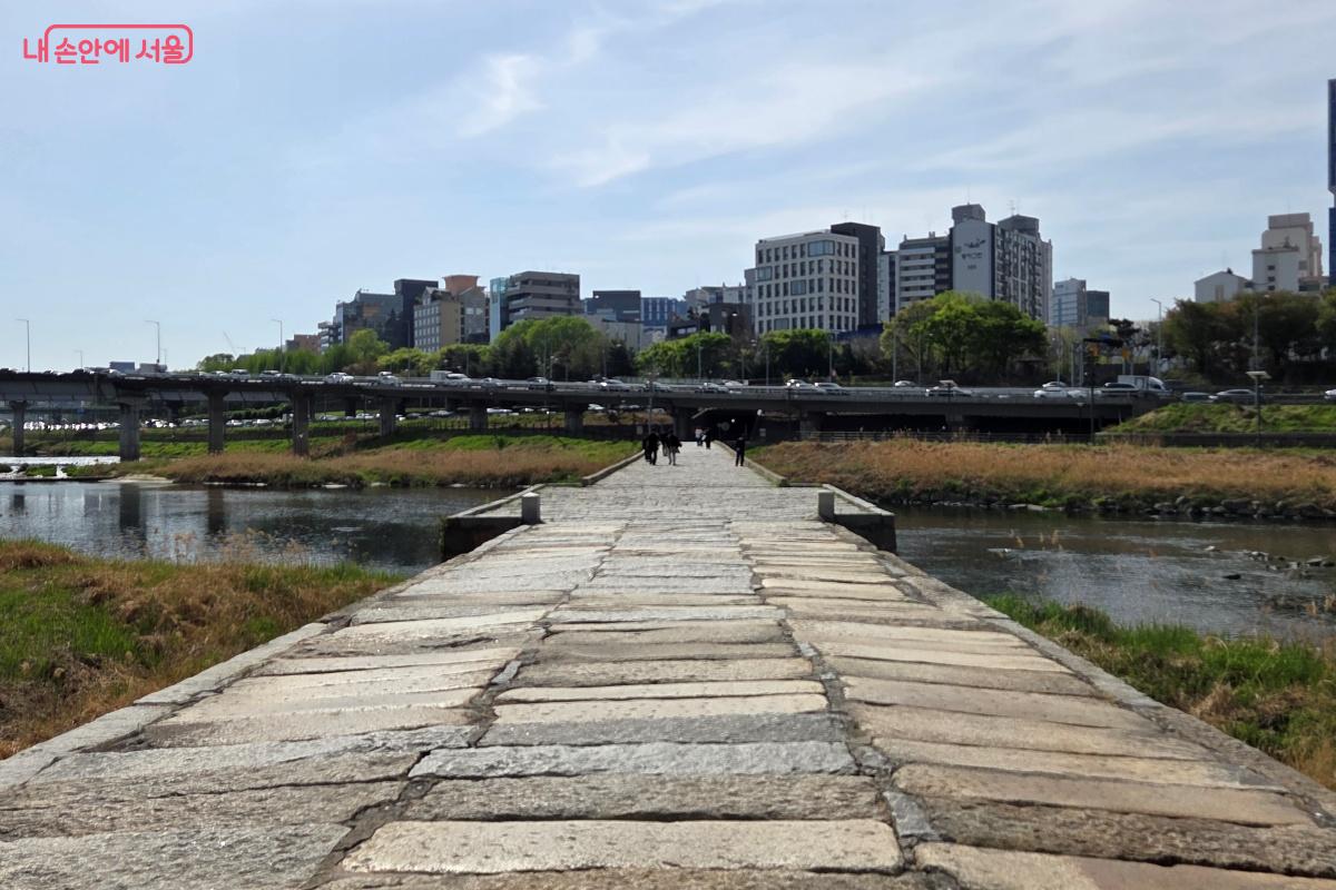 조선시대 한양과 동남 지방을 연결하던 돌다리 &copy;김미선