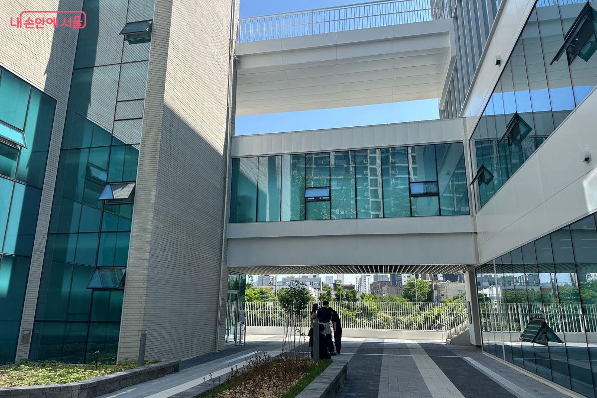 영등포 제3스포츠센터는 주민들의 건강 증진과 여가 활성화에 새로운 거점이 될 것으로 기대된다. ©김재형