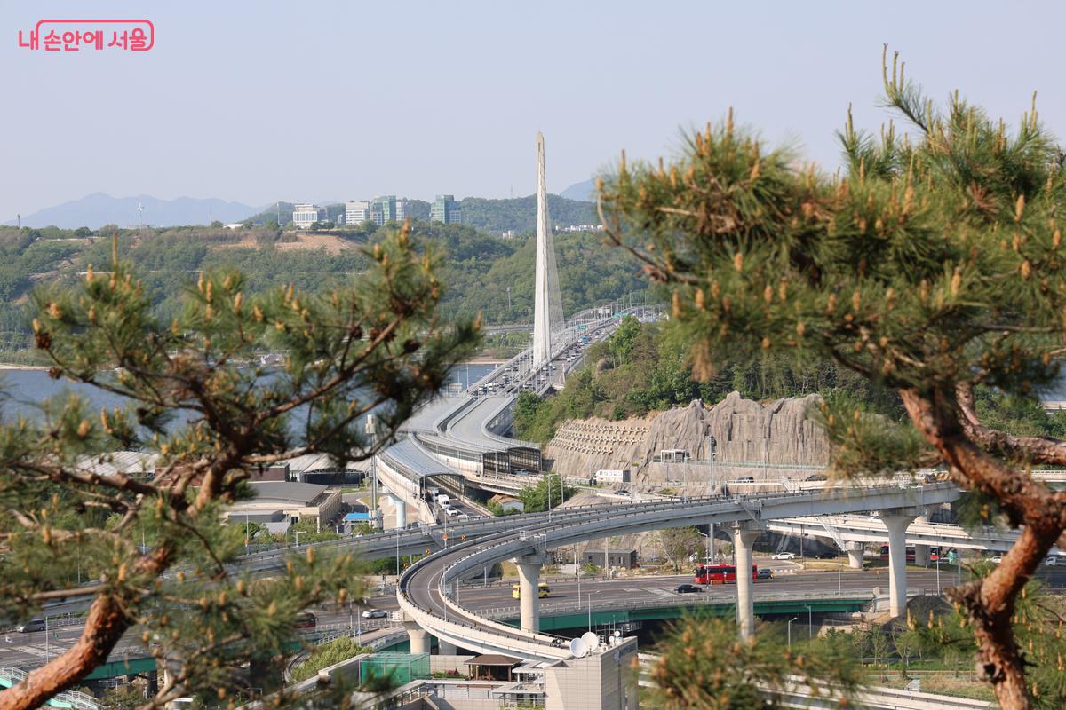 산책로에서 바라본 한강뷰 &copy;박우영