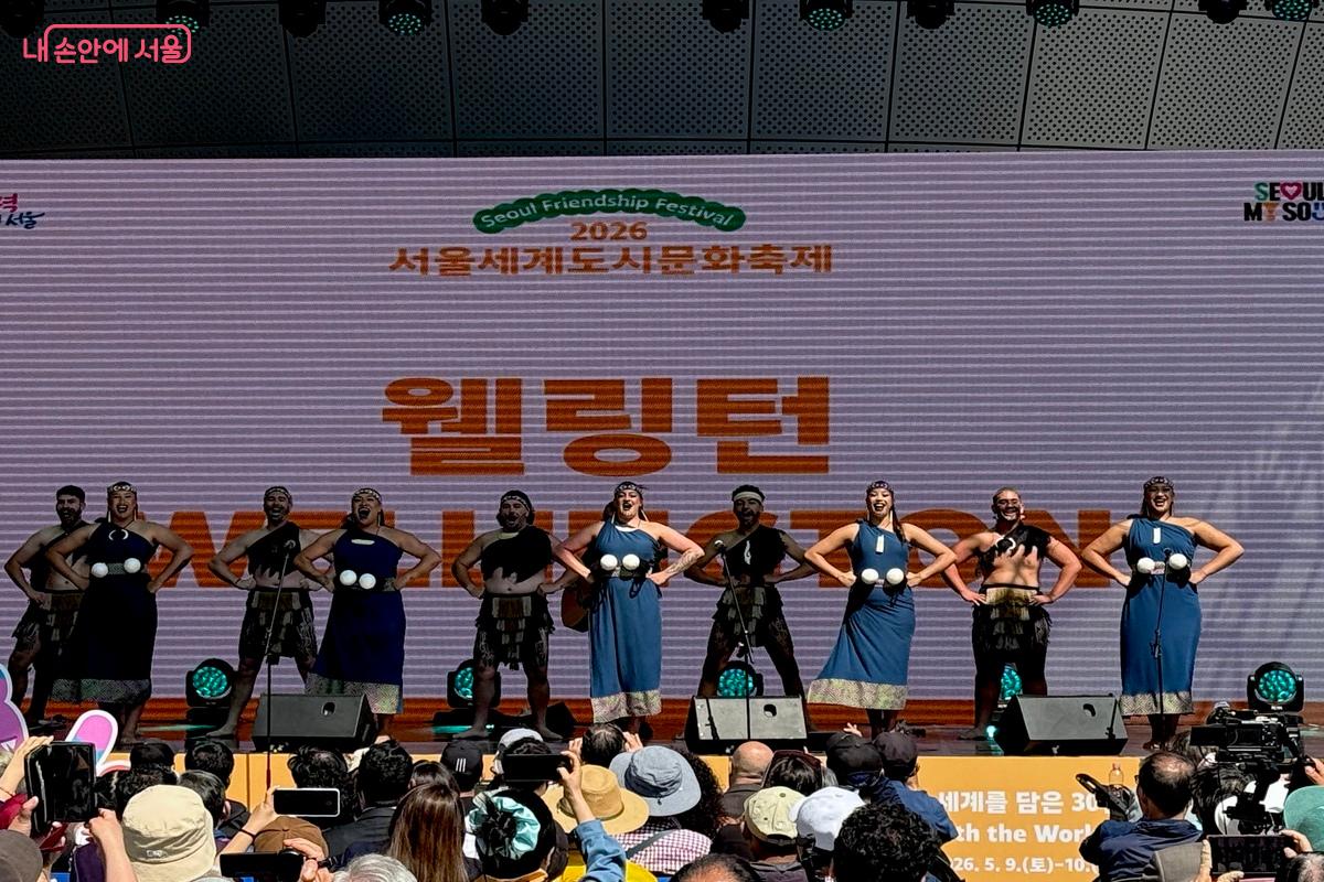 개막식 축하공연, 뉴질랜드 웰링턴 마오리족 공연단 ⓒ임수영