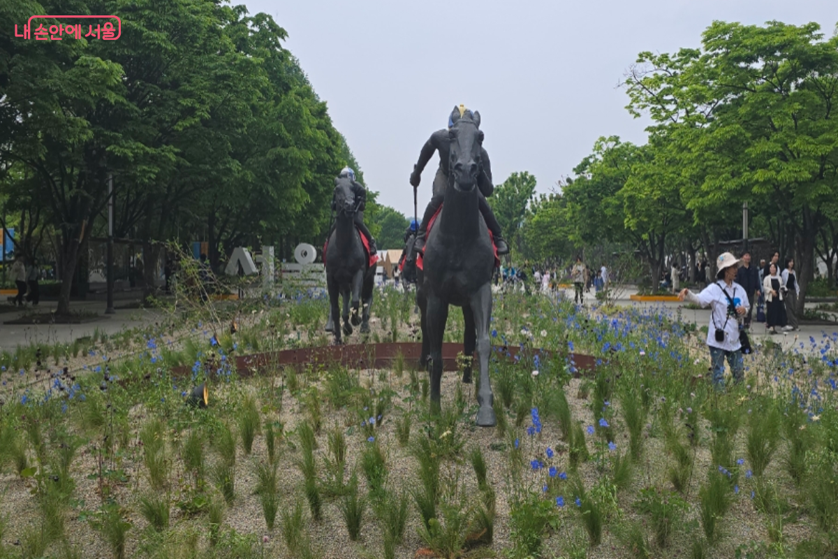 과거 궁중사냥터, 경마장이었던 서울숲에서 힘차게 달려볼까? &copy;최윤정