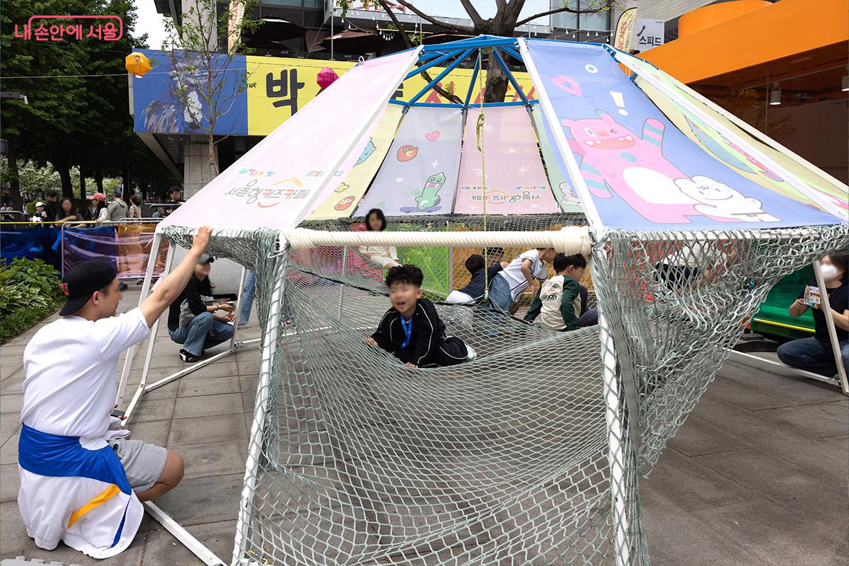 서울형 키즈카페 테라리움 거미집ⓒ장신자