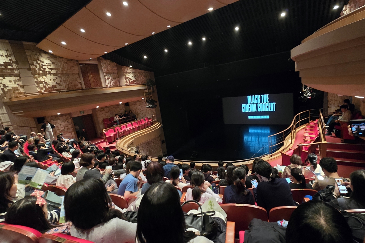 무료 공연의 수준이 다르다! 가족 관람 가능해진 &lsquo;공연봄날&rsquo; 예약 팁