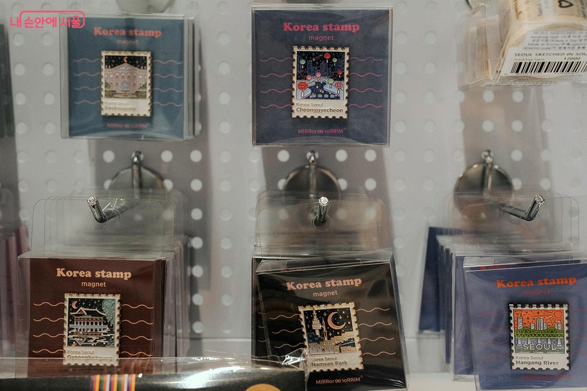 미러인미러(MIRROR IN MIRROR) 한국여행 우표 마그넷(Korea Travel Stamp Magnet / 9종) ⓒ김아름