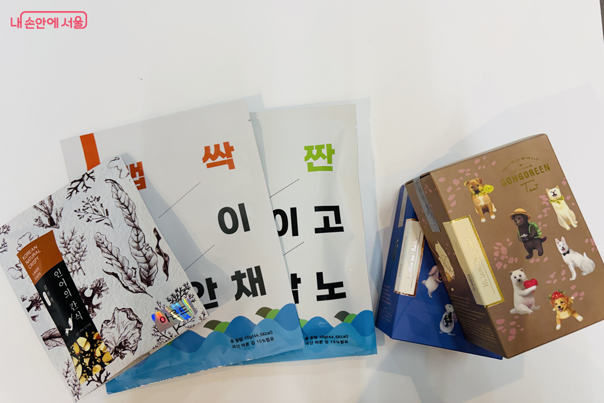 DDP 디자인스토어 플레이점에서 구입한 제품들 ⓒ 김경선