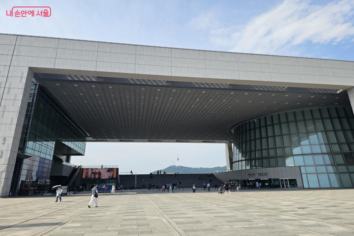 지난해 600만 명이 넘는 최대 관람객 수를 기록한 국립중앙박물관 &copy;염지연