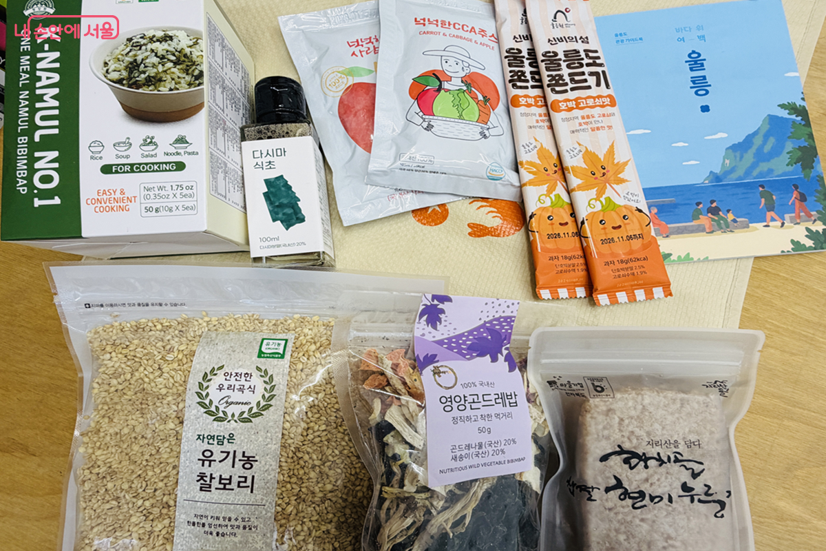 서울동행상회 프리오픈 기간 중 구입한 지역 상품들 ⓒ 김경선