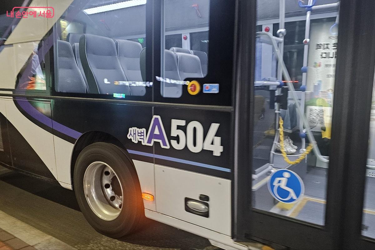 금천구청에서 시청역까지 이동하는 'A504' 새벽동행 자율주행버스&copy;김도희