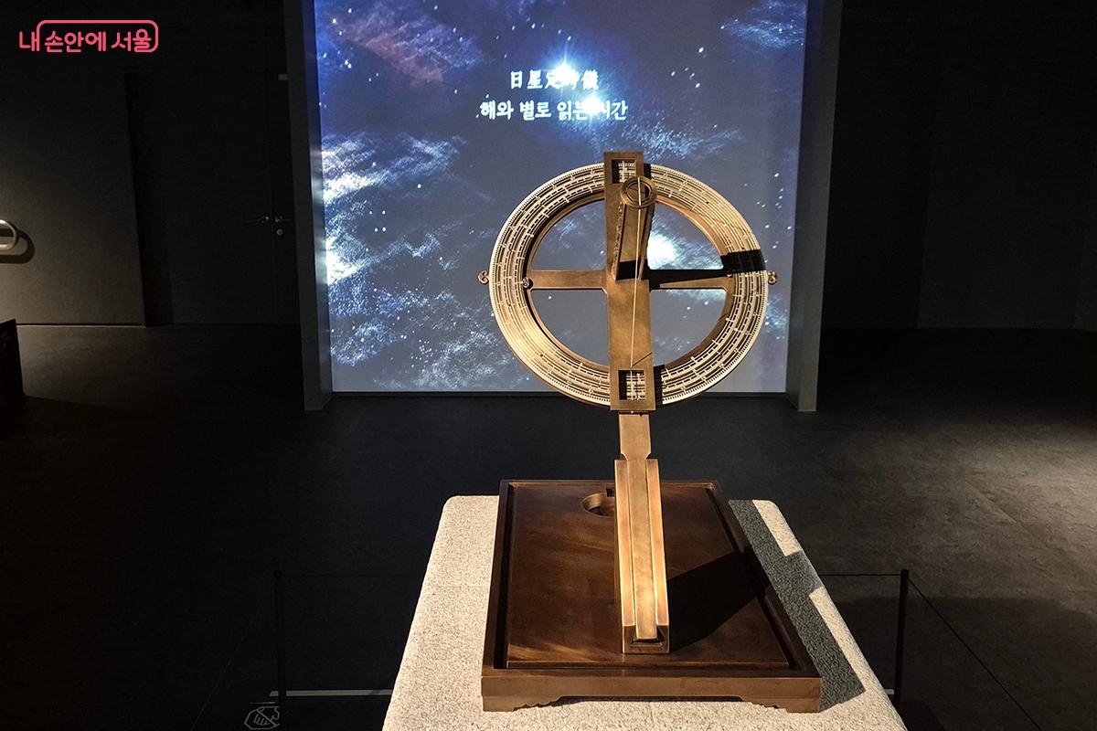 1437년 세종대왕의 명으로 제작된 천문시계 ‘일성정시의’ ©백승훈