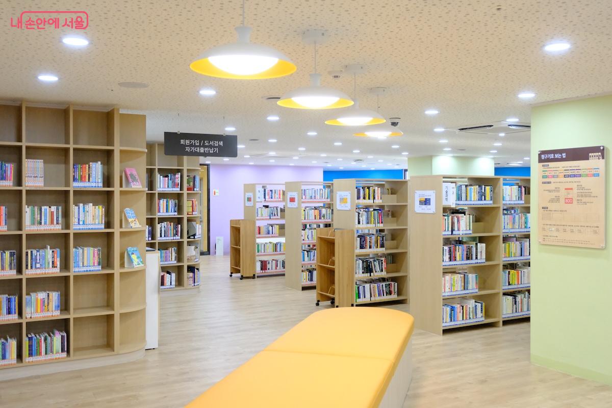 천왕역 인근에 있어 지역주민과 주변을 오가는 직장인들에게 좋은 접근성을 제공하고 있다.