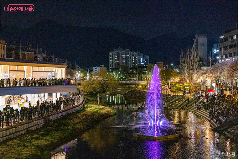 서울 물빛나루 19호 노원우이마루