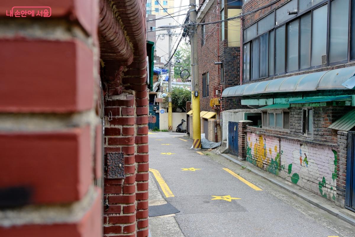 실제 강풀 작가가 이 지역과 인연이 깊다고 한다. &copy;서지희