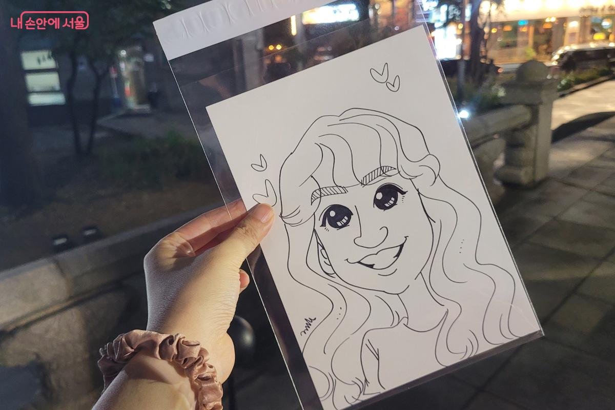 귀여운 스피드 캐리커처를 받았다. &copy;박미선