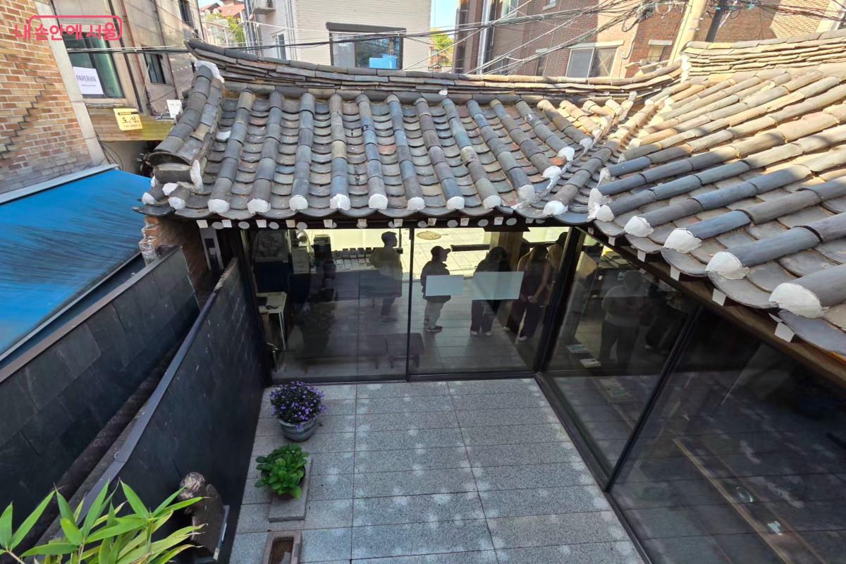 전망대에서 내려다 보이는 '이상의 집' &copy;최정윤