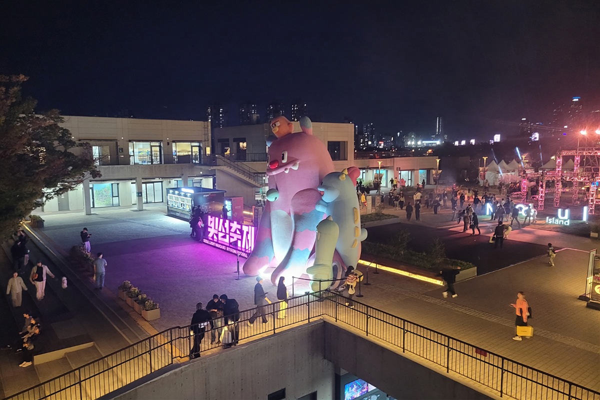 꿈처럼 펼쳐진 빛의 세계, &lsquo;2026 서울라이트 한강 빛섬축제&rsquo; 속으로