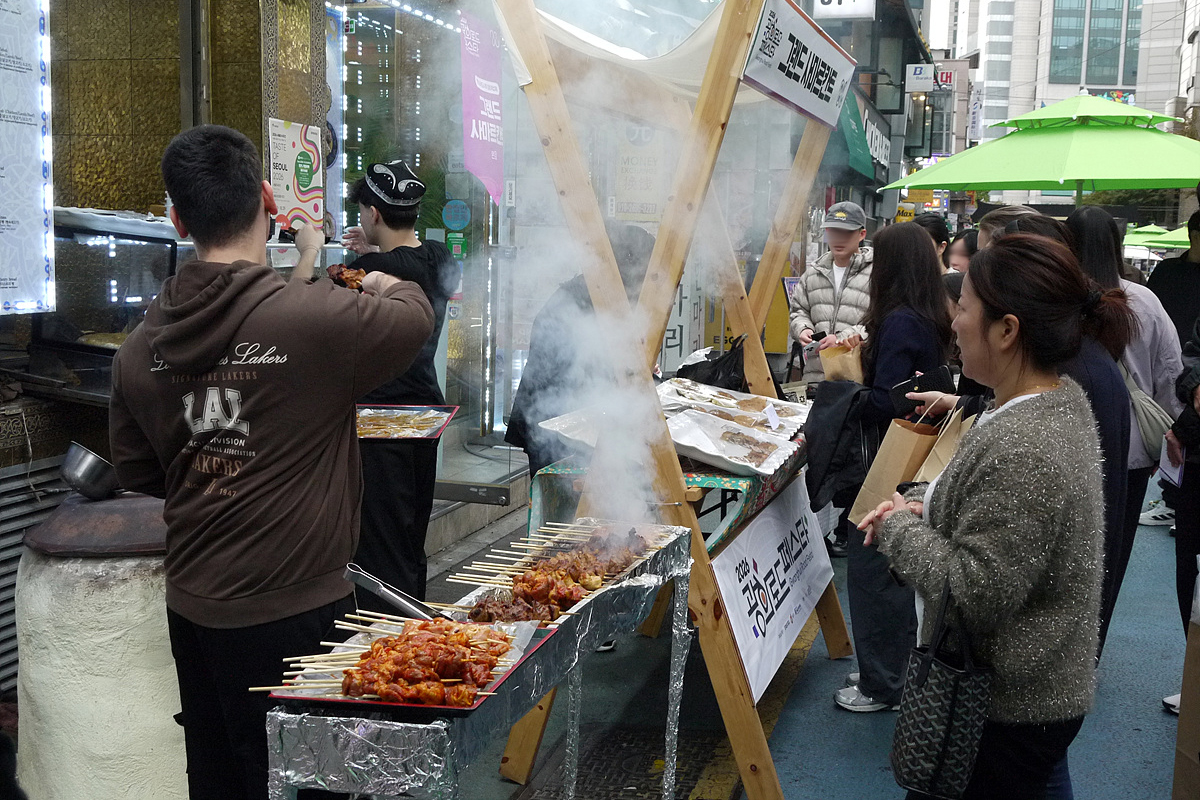 걸어서 떠나볼까, 미식 실크로드 여행! '광희로드 페스타' 현장