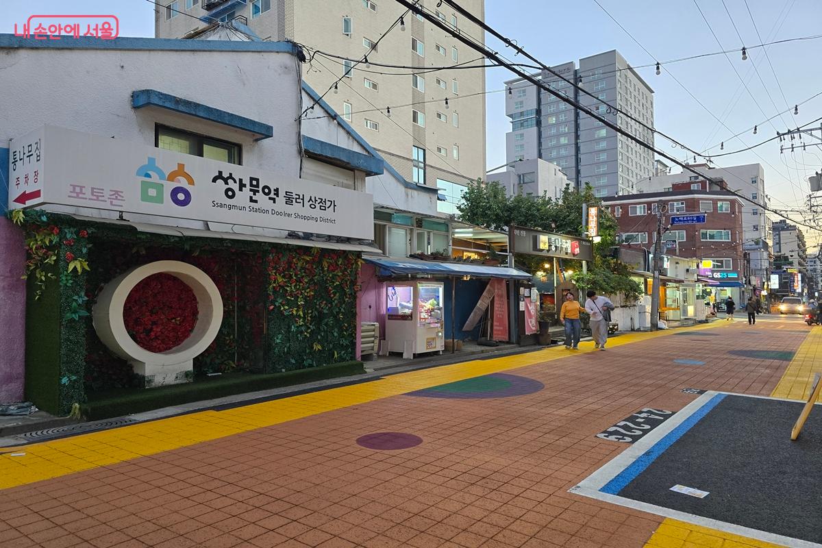 이번 공사는 &lsquo;둘러밤마실&rsquo;의 개최에 맞춰 완료됐다. &copy;강사랑