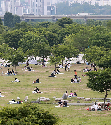 진드기를 조심하세요! 10월까지<br>집중감시…예방수칙은?