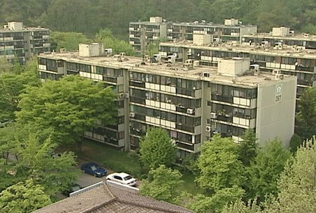 강동구 지역의 대규모 재개발 대상 아파트 단지