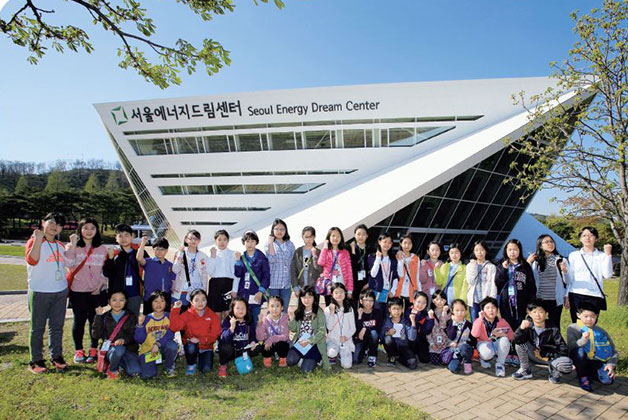 서울에너지드림센터를 취재한 어린이기자들