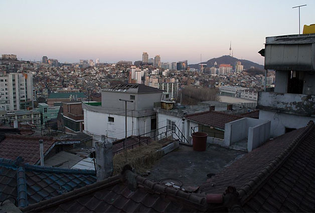 서울시 저층주거지의 72%가 20년 이상 된 노후 주택이다