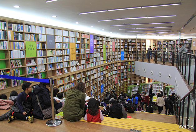 서울도서관 Ⓒ연두색