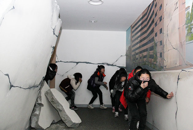재난상황을 가상으로 직접 체험해볼 수 있는 서울시민안전체험관