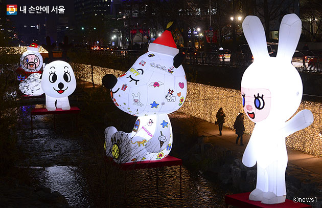 청계천에서 열리는 `서울 크리스마스 페스티벌`ⓒnews1