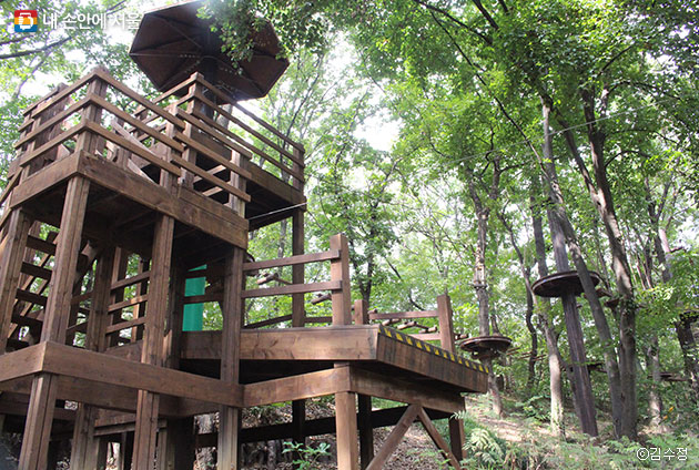 중랑캠핑숲 내 모험시설 `청소년 체험의 숲` ⓒ김수정