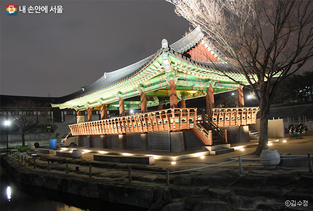 색다른 국악공연과 한옥의 여유로움을 동시에 즐길 수 있는 서울남산국악당
