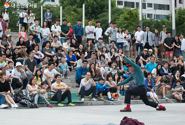 ‘한강 거리 예술가’ 100팀의 거리공연이 펼쳐진다