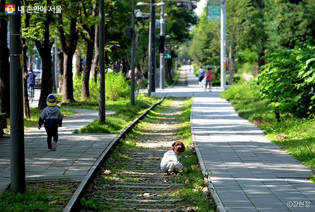 '서울 지하철 스탬프투어' 장소 중 하나인 경춘선 숲길, 경춘선 숲길은 7호선 공릉역을 이용하면 편하게 이용할 수 있다.