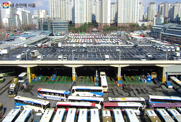 강남 고속 버스 터미널