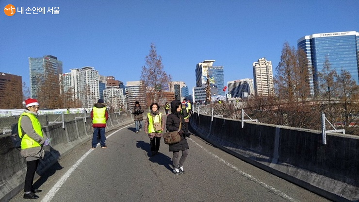 2015년 서울역 고가 철거 전, 마지막 개방일의 모습 