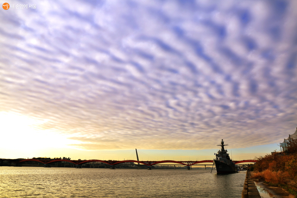 저녁 무렵의 서울함공원 
